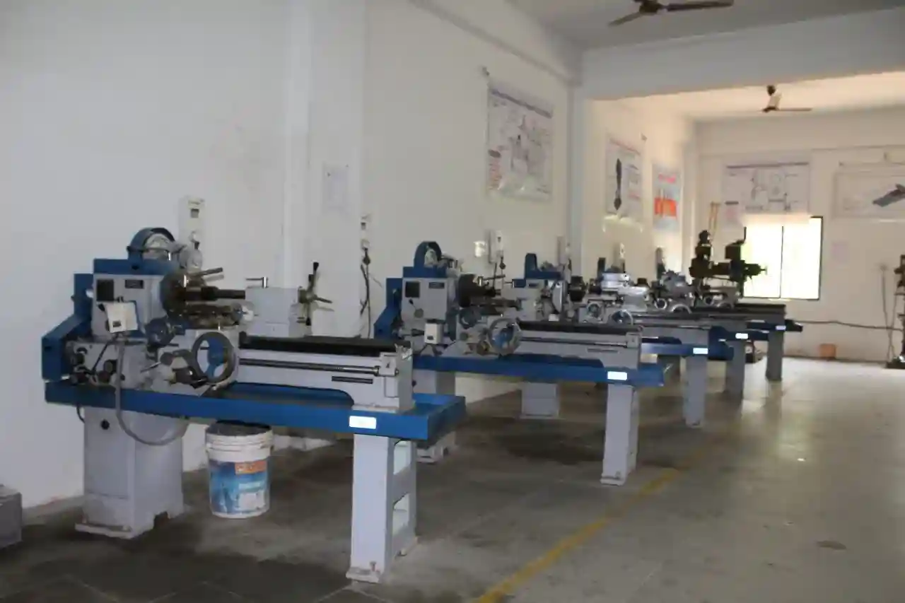 Manufacturing Technology  Lab
